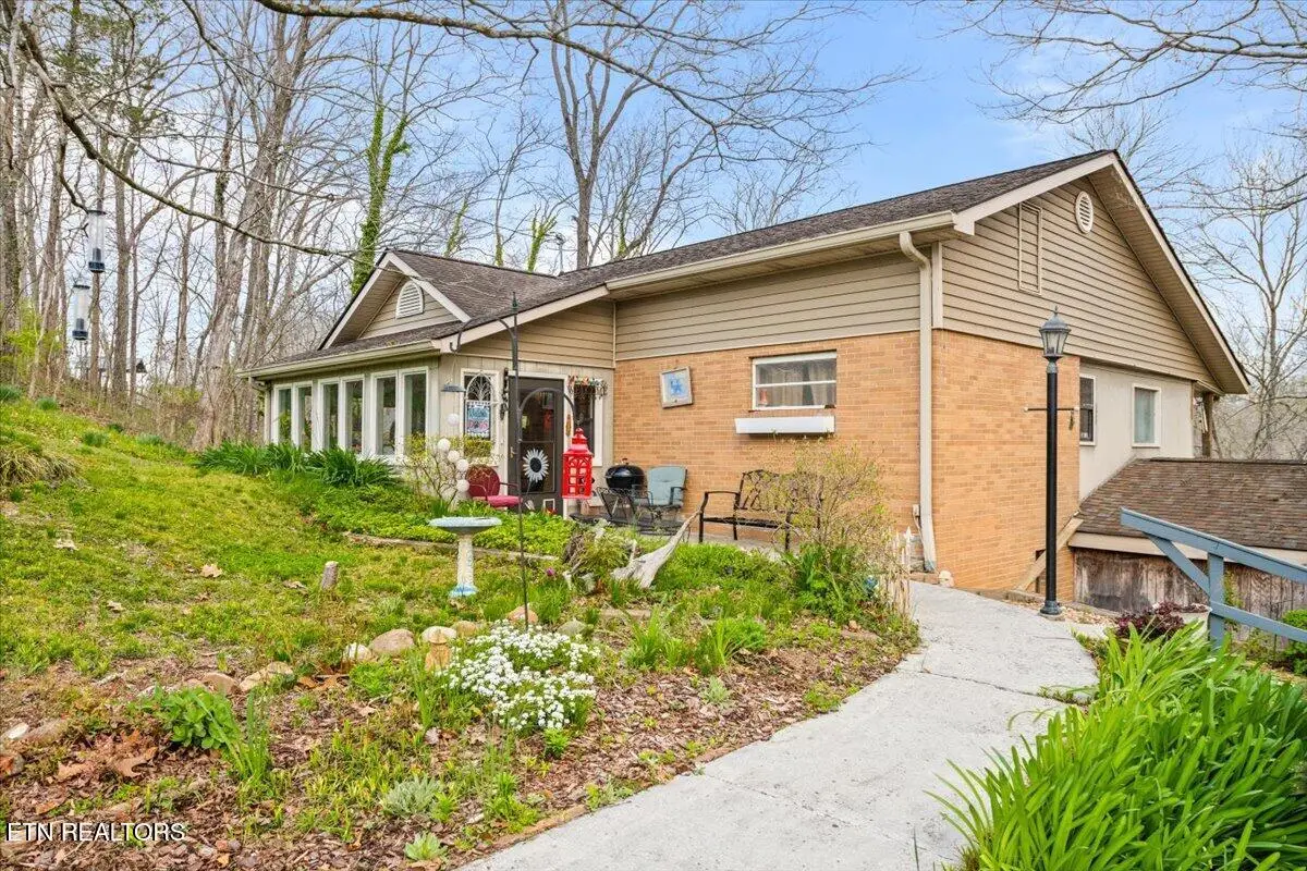 961 Indian River Boat Dock Rd, Jacksboro, TN 37757 - #1