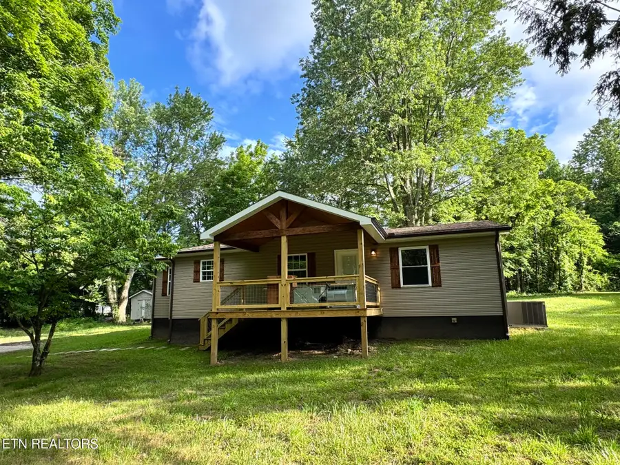 2506 Rugby Pike, Jamestown, TN 38556 - #2