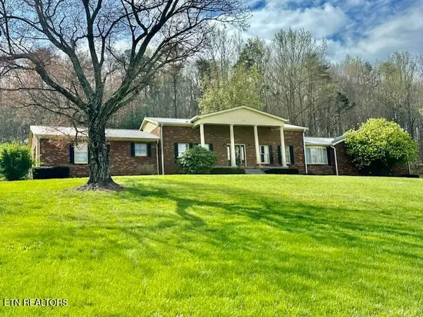 4139 Old State Highway 63, Speedwell, TN 37870
