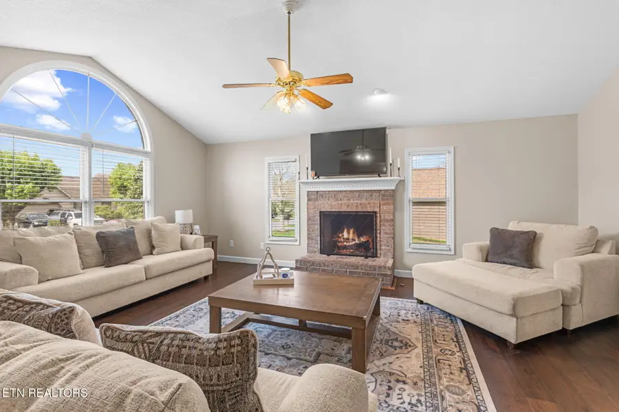 3513 Greywolfe Drive, Knoxville, TN 37921 - #3