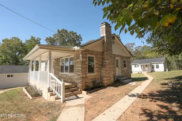 800 E 1st Ave, Lenoir City, TN 37771