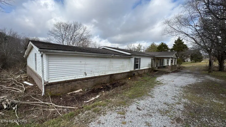 1043 Ray Brown Rd, Jamestown, TN 38556 - #2