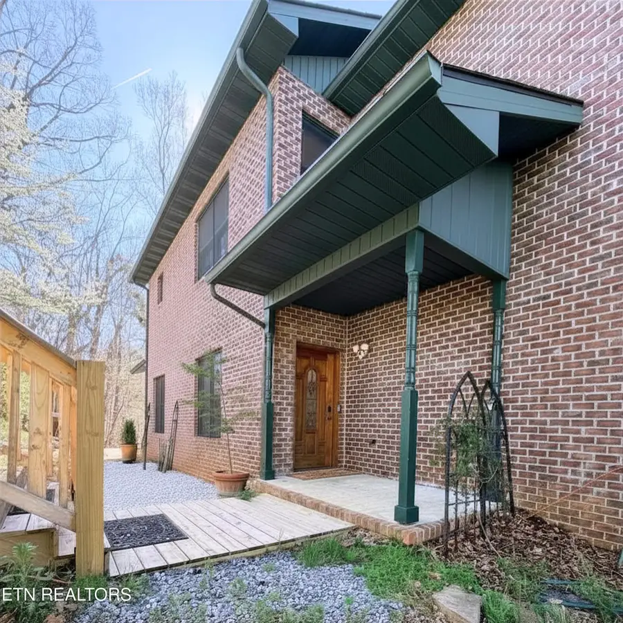 2417 Sylvan Glen Way, Pigeon Forge, TN 37863 - #2