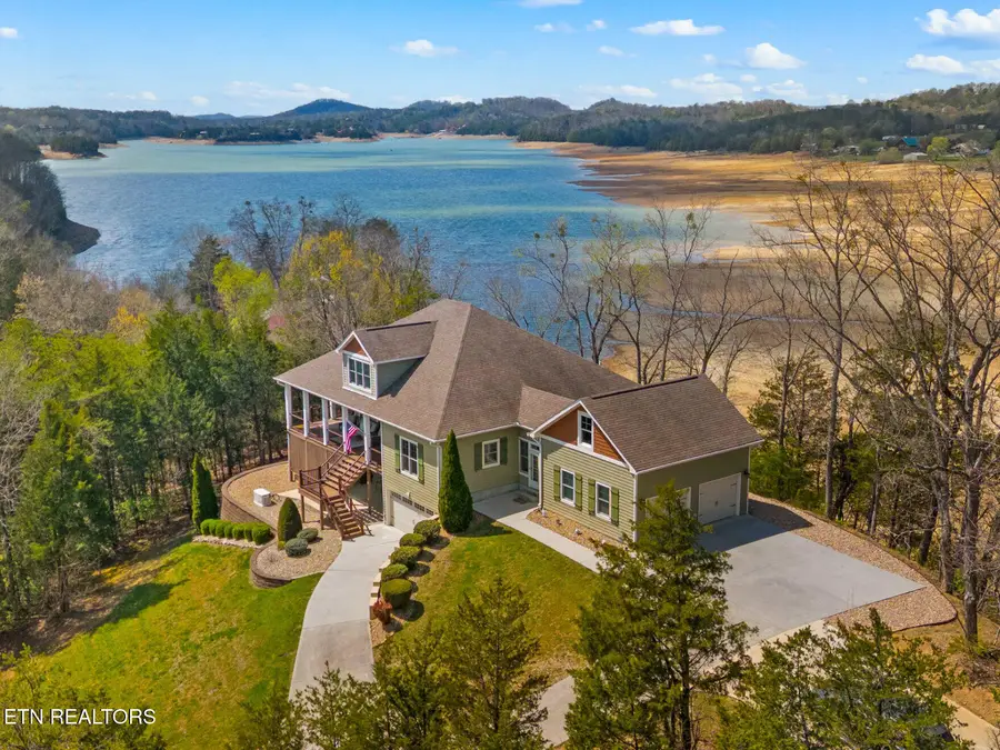 2017 Paradise Hills Rd, Dandridge, TN 37725 - #2