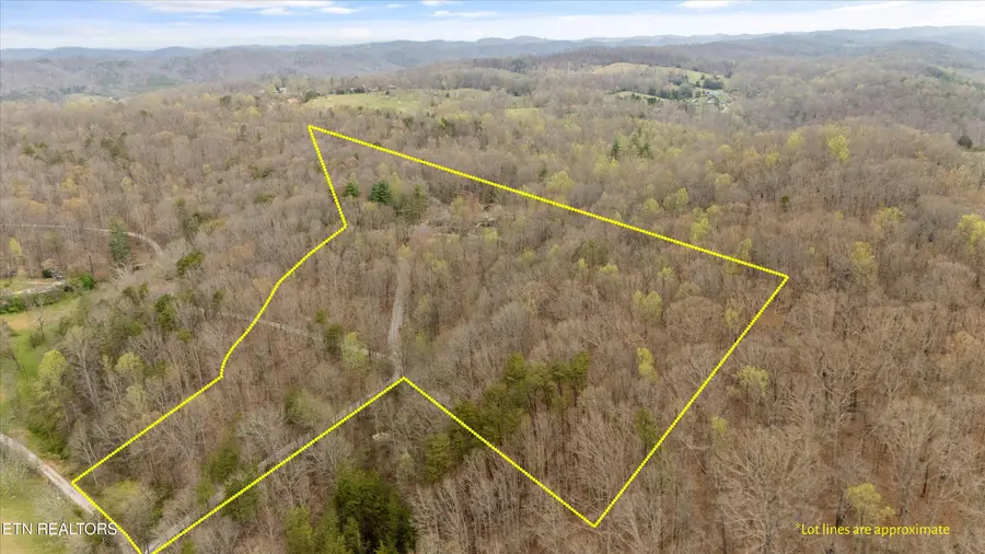 5726 Wolfenbarger Lane, Knoxville, TN 37938 - #2