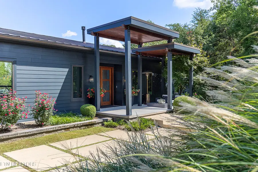 4352 Gravelly Hills Rd, Louisville, TN 37777 - #3