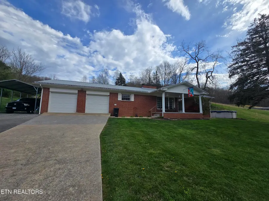 1765 Sugar Run Rd, Jonesville, VA 24263 - #2