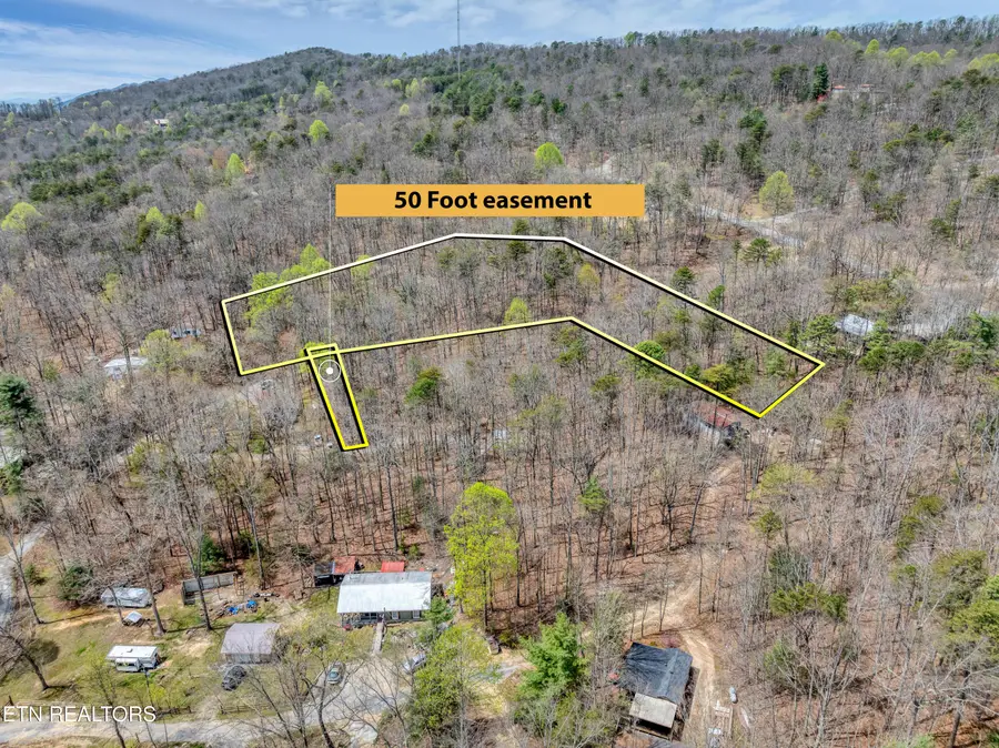 6871 Holiday Drive, Tallassee, TN 37878 - #2