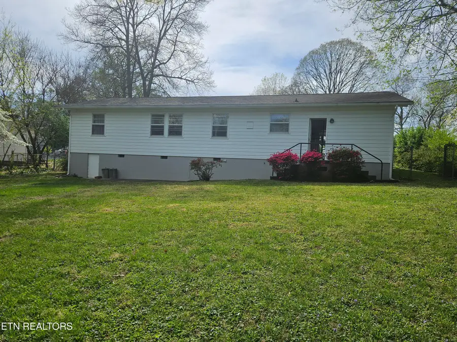 3200 Hazelwood Rd, Knoxville, TN 37921 - #3