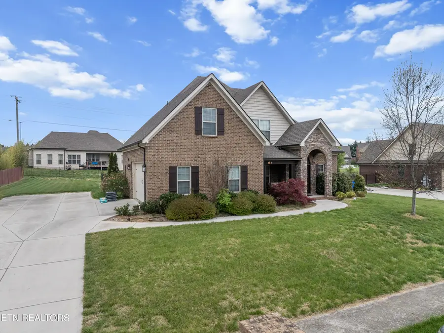 1432 Edenbridge Drive, Alcoa, TN 37701 - #2