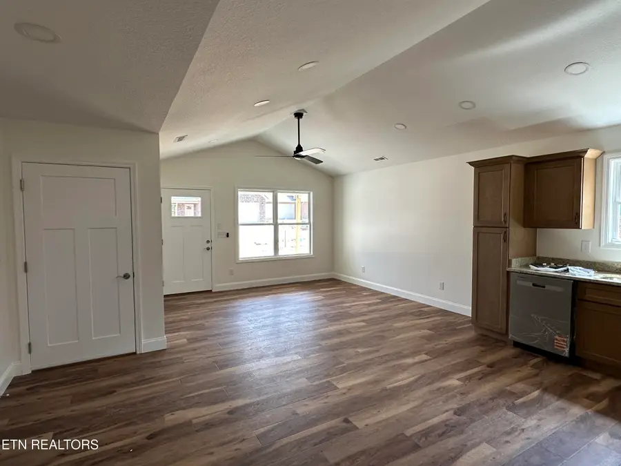 6909 Simmental Road, Knoxville, TN 37918 - #3