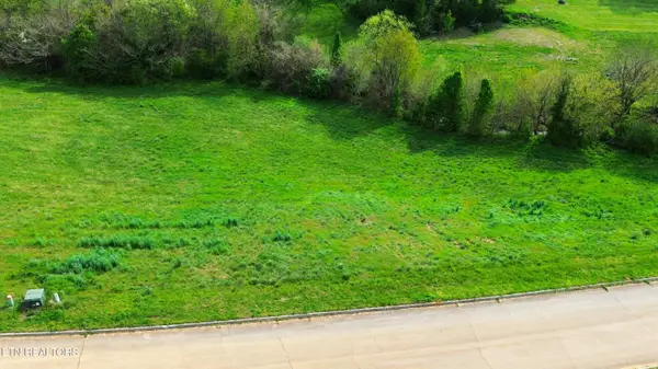 916 Carter Springs Drive, Maryville, TN 37801