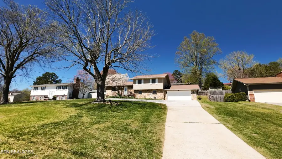 11333 Snyder Rd, Knoxville, TN 37932 - #2