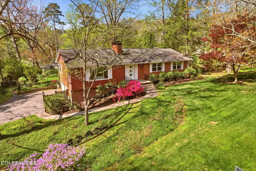 5909 Weems Rd, Knoxville, TN 37918 - #3