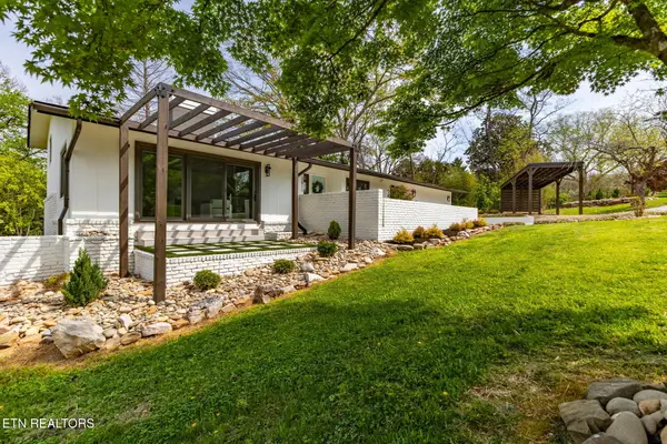 3811 Taliluna Ave, Knoxville, TN 37919