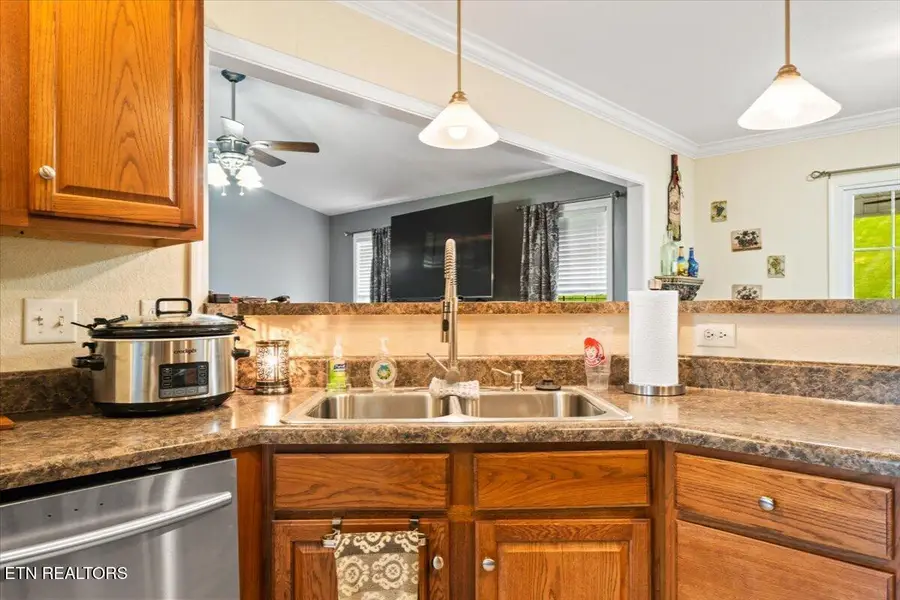 122 Michael Lane, Jacksboro, TN 37757 - #2