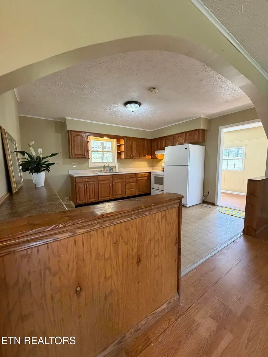 116 Oakdale Ave, Harrogate, TN 37752 - #3