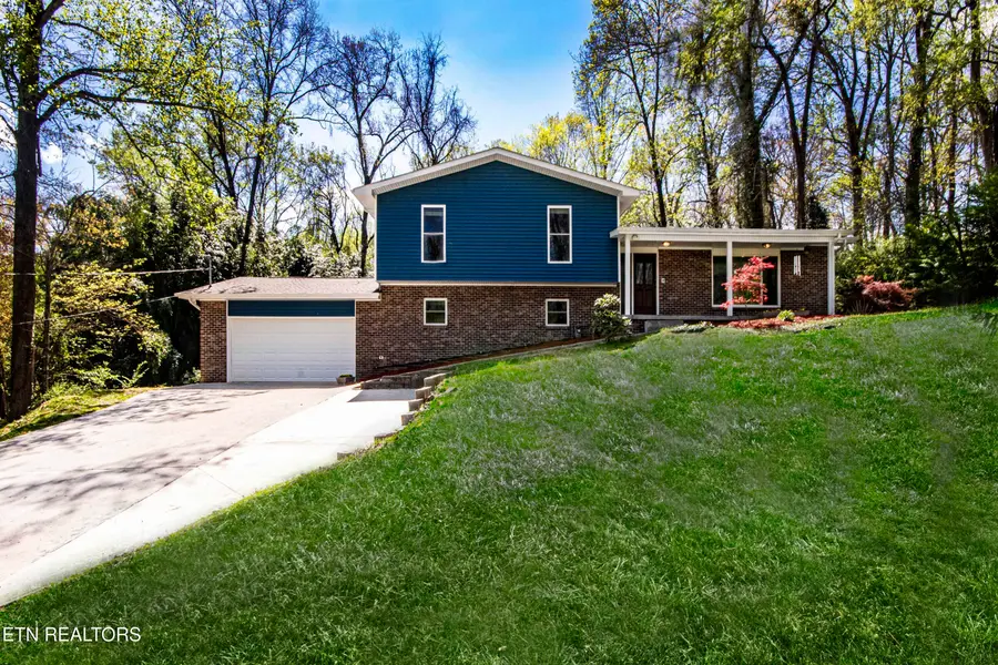 123 Oklahoma Ave, Oak Ridge, TN 37830 - #2