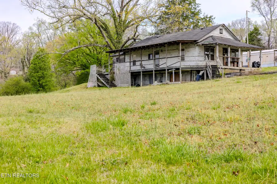 248 Woody Ave, Harriman, TN 37748 - #3
