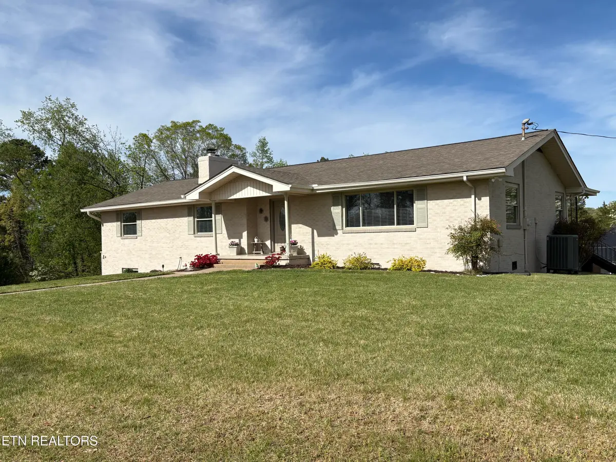 2001 Evergreen Circle, Lenoir City, TN 37772 - #1