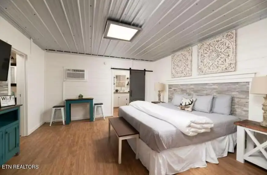 124 Roaring Fork Rd, Gatlinburg, TN 37738 - #3