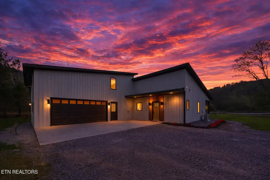 1483 Reagan Valley Rd, Tellico Plains, TN 37385 - #2