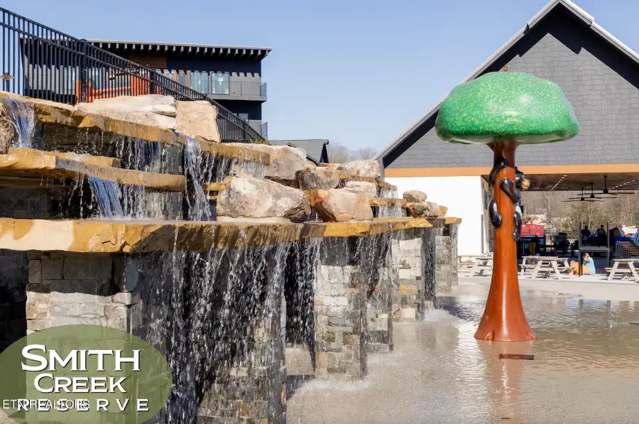 625 Summer Valley Way, Sevierville, TN 37862 - #3