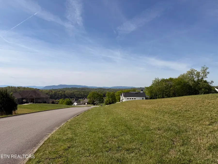 2601 Clyde Ed Rd, Kodak, TN 37764 - #3