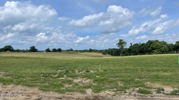 Gardens Rv Drive, Crossville, TN 38555