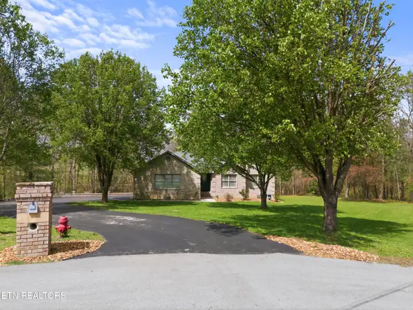 55 Rocky Lane, Crossville, TN 38571
