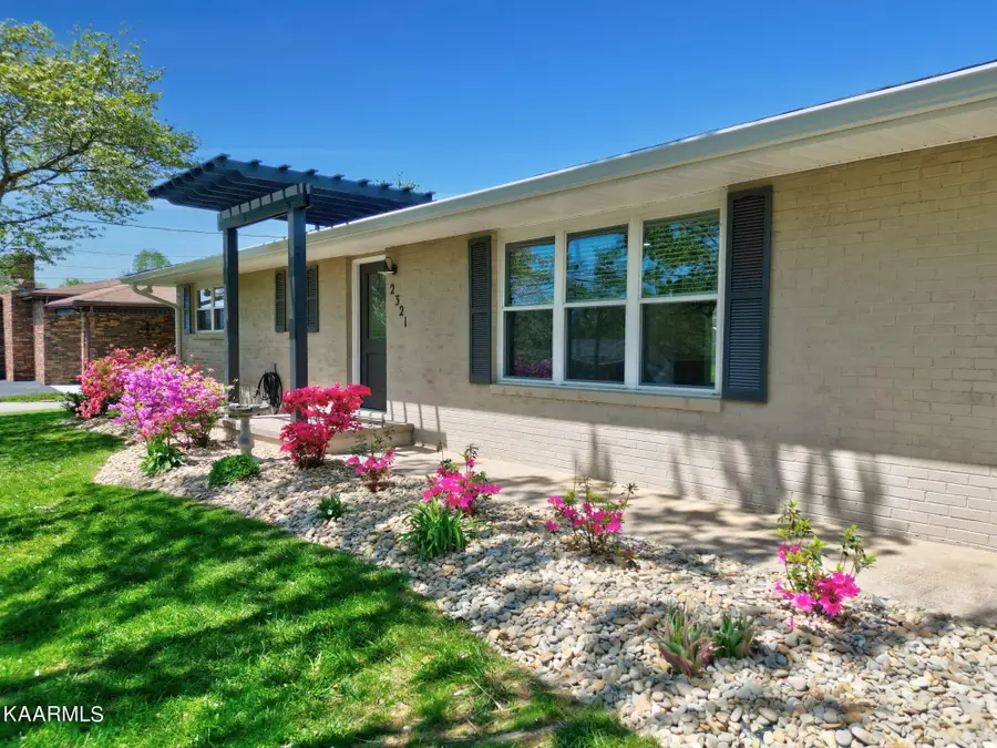 2321 Capri Drive, Knoxville, TN 37912 - #2