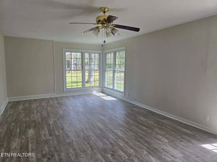 124 Lakeshire Drive, Crossville, TN 38558 - #3