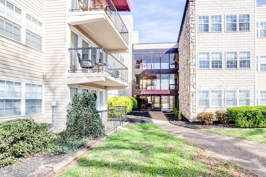 2749 Sullins St #B309, Knoxville, TN 37919 - #2