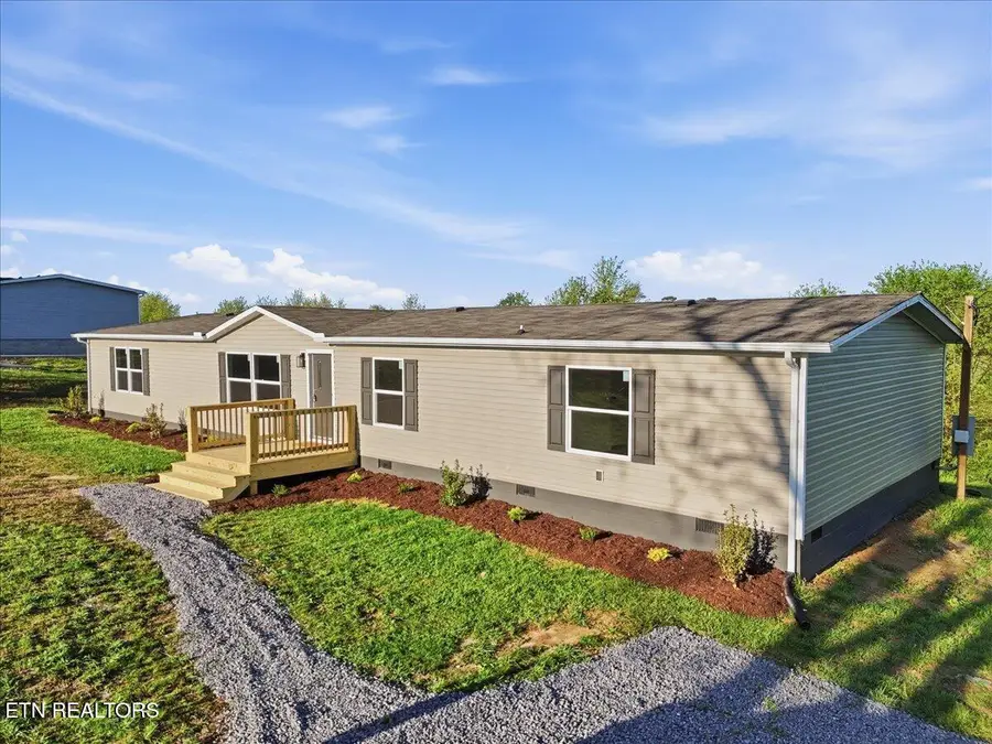 221 Woodby Fridley Rd, Sweetwater, TN 37874 - #3