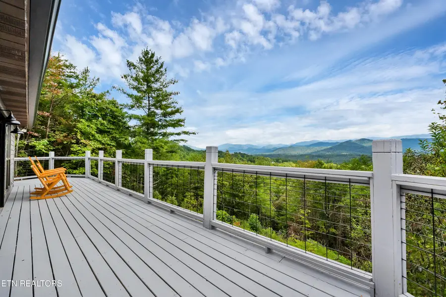 544 Nathans Nook Rd, Townsend, TN 37882 - #2