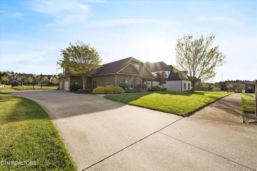 1416 St. Thomas Way, Alcoa, TN 37701 - #3