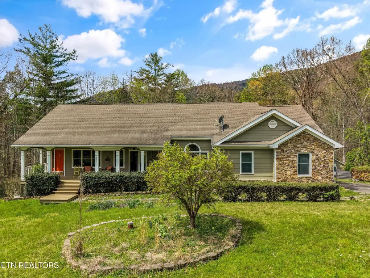 117 Cooper Rd, Tallassee, TN 37878 - #1