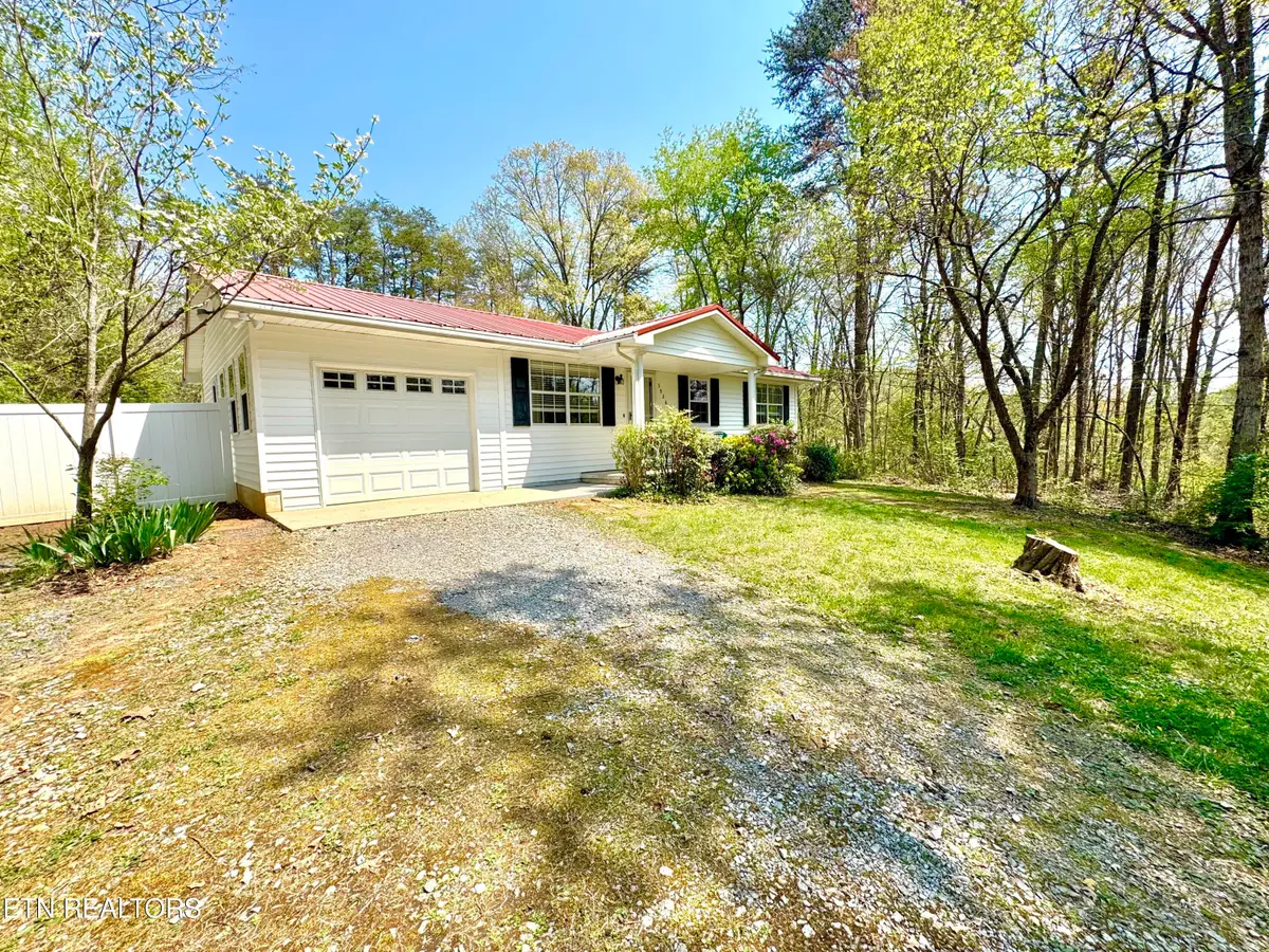 3926 Bud Mcmillan Rd, Knoxville, TN 37924 - #1