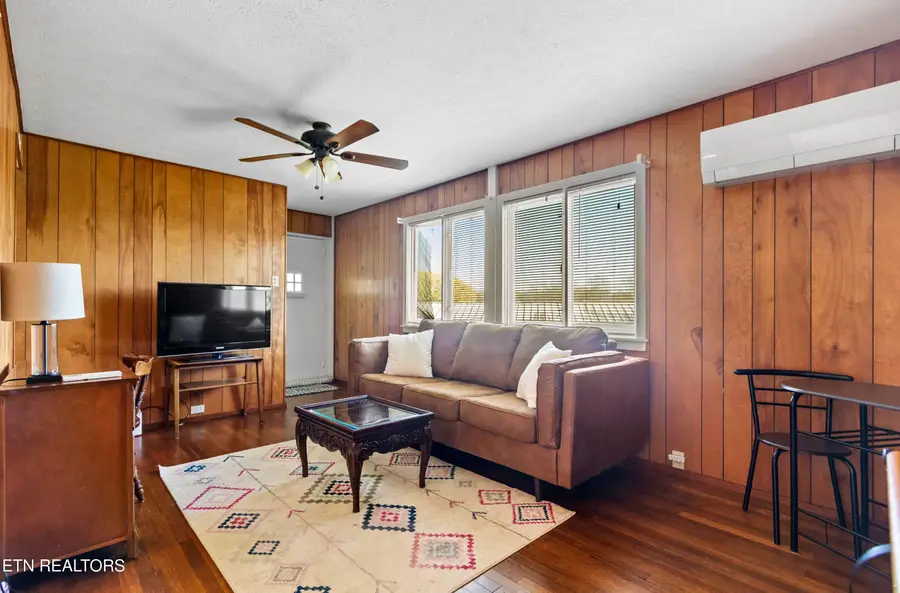 111 Vienna Rd, Oak Ridge, TN 37830 - #3