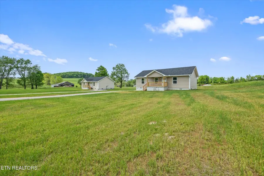 111 N York Hwy, Pall Mall, TN 38577 - #3