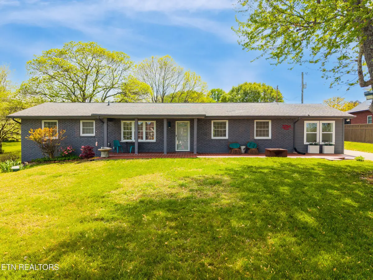 3794 Scenic Drive, Lenoir City, TN 37772 - #1