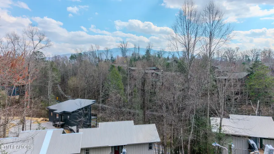 545 Johnson Lane #UNIT D, Gatlinburg, TN 37738 - #2