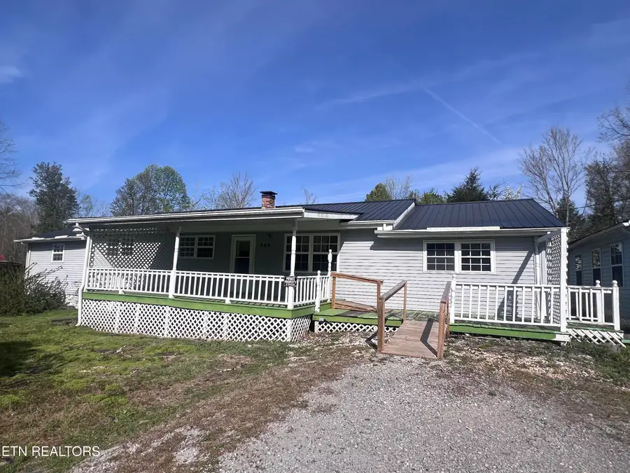 554 Mary Cromwell Rd, Jamestown, TN 38556 - #2