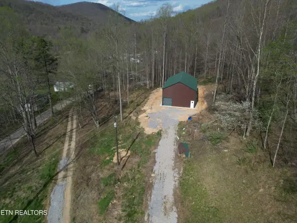 2278 Little Elk Creek Rd, Pioneer, TN 37847