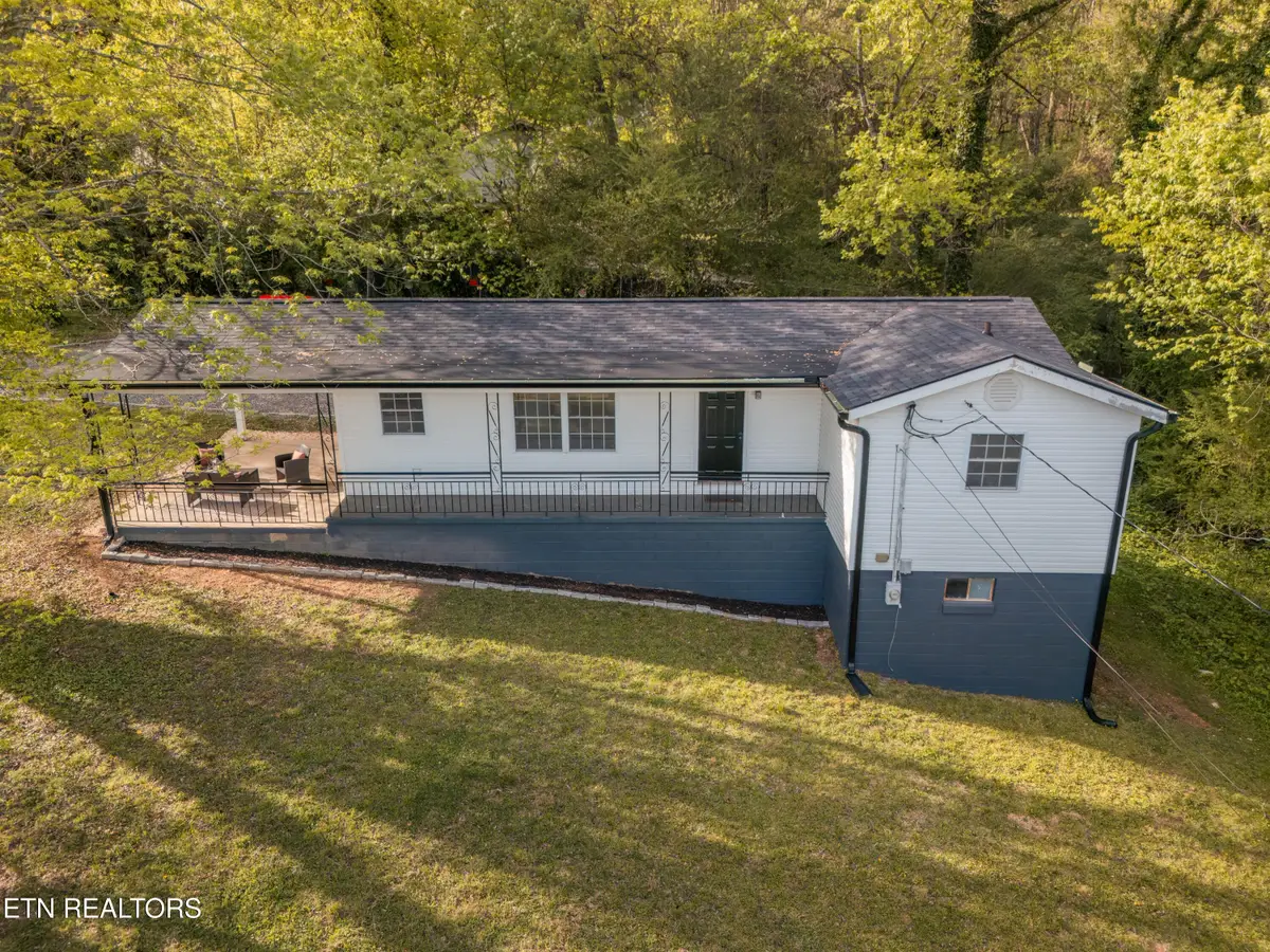 501 Hollingsworth Lane, Clinton, TN 37716 - #1