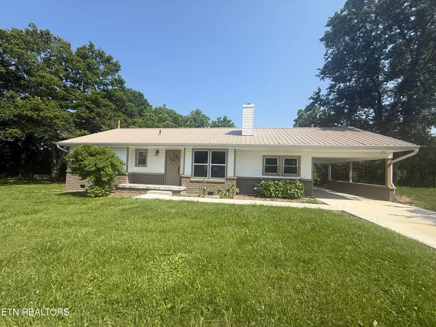 1184 Davis Chapel Rd, Lafollette, TN 37766 - #2