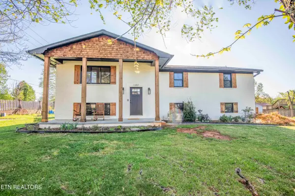 1207 Lenore Lane, Maryville, TN 37804