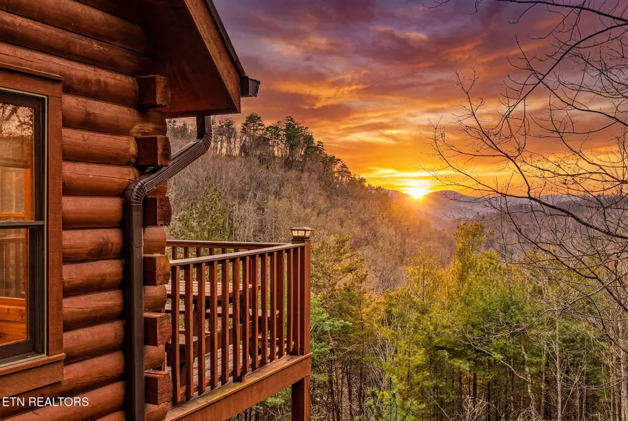 130 Little Round Top Lane, Townsend, TN 37882 - #2