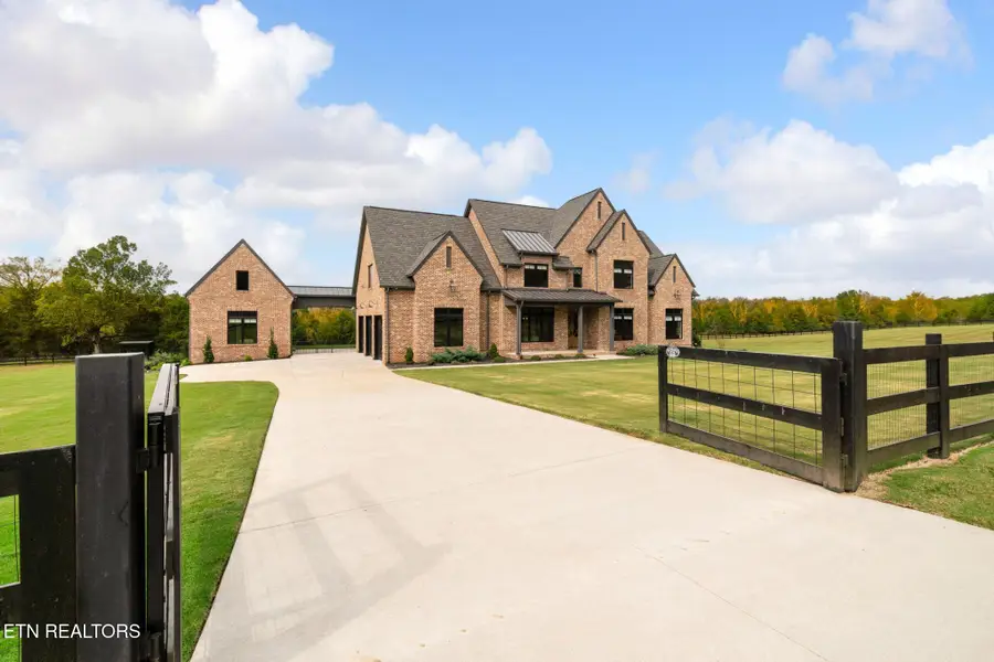 3693 Herschel Hudson Rd, Lascassas, TN 37085 - #2