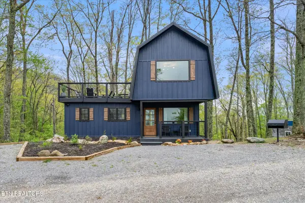 1114 Red Maple Lane, Sevierville, TN 37876